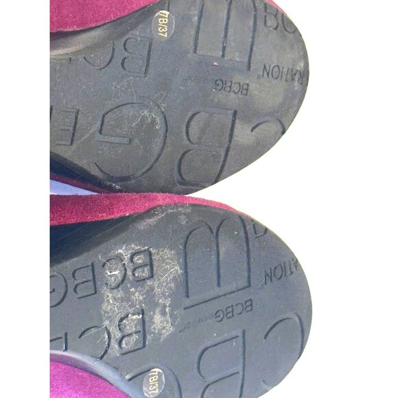 Burgundy suede wedge pumps by BCBG Generation, Embellished Flower, Size 7 - Picture 11 of 11